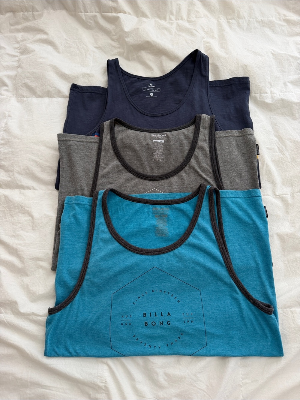 3 EUC Men’s Tank Top Size Medium- Billabong Teal & Blue & Ripcurl Dark Blue